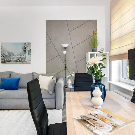 דירה Citystay Srodmiescie Lakowa
